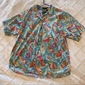 Hawaiian short sleeve button down